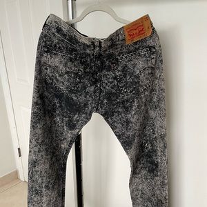 Acid washed Levi’s